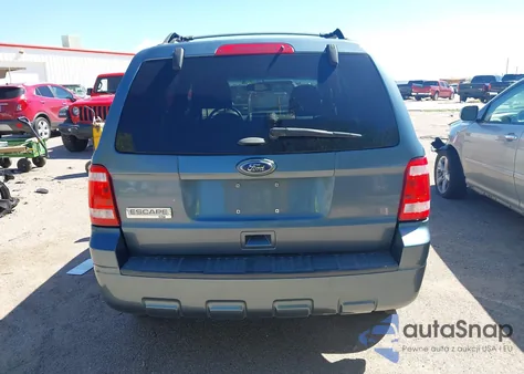 2011 Ford Escape Xlt from USA, damaged, VIN 1FMCU9D76BKB21020